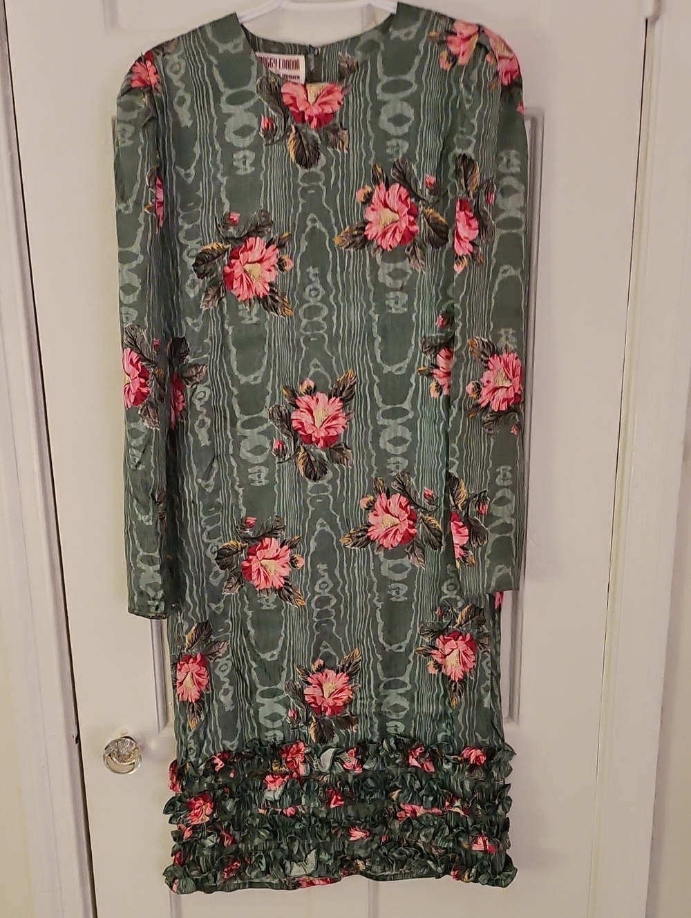 Maggy London By Jeannene Booher Vintage Green Dress with Pink Floral Print